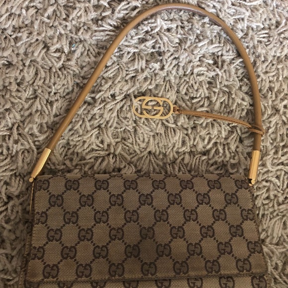 Gucci purse - Picture 1 of 2